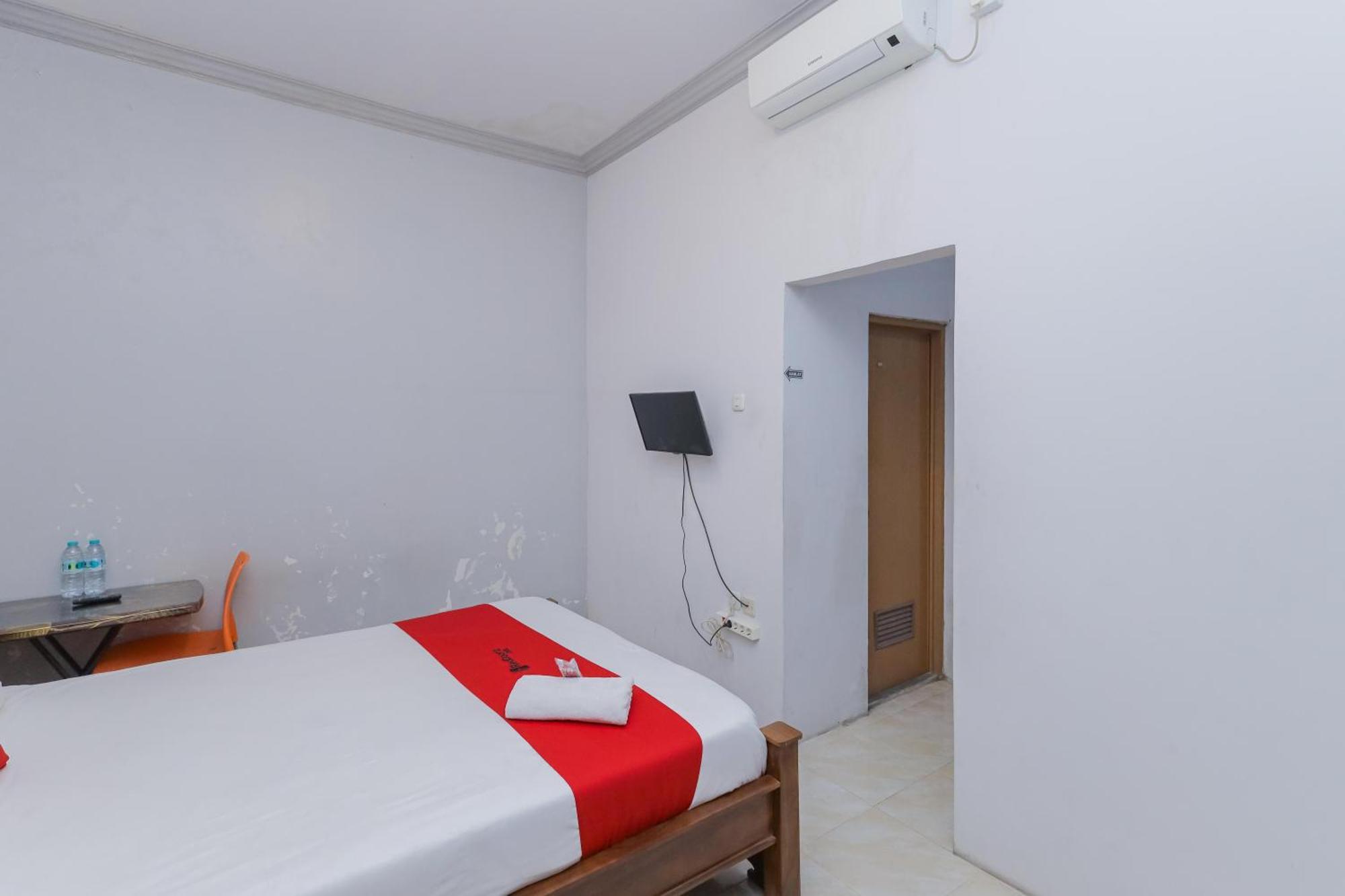 Reddoorz At Pondok Candra 泗水 外观 照片