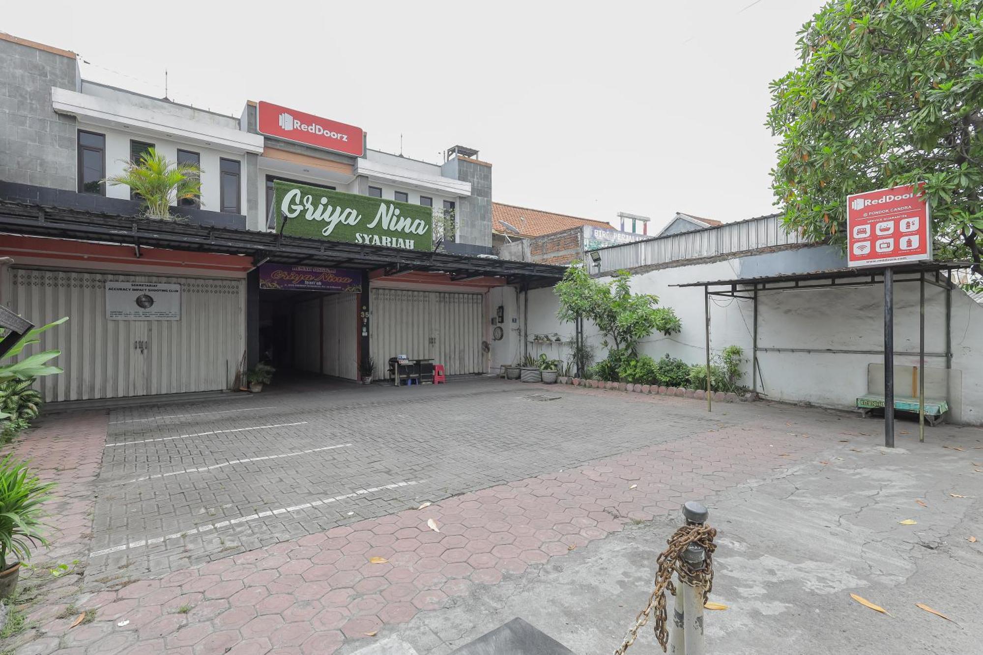 Reddoorz At Pondok Candra 泗水 外观 照片