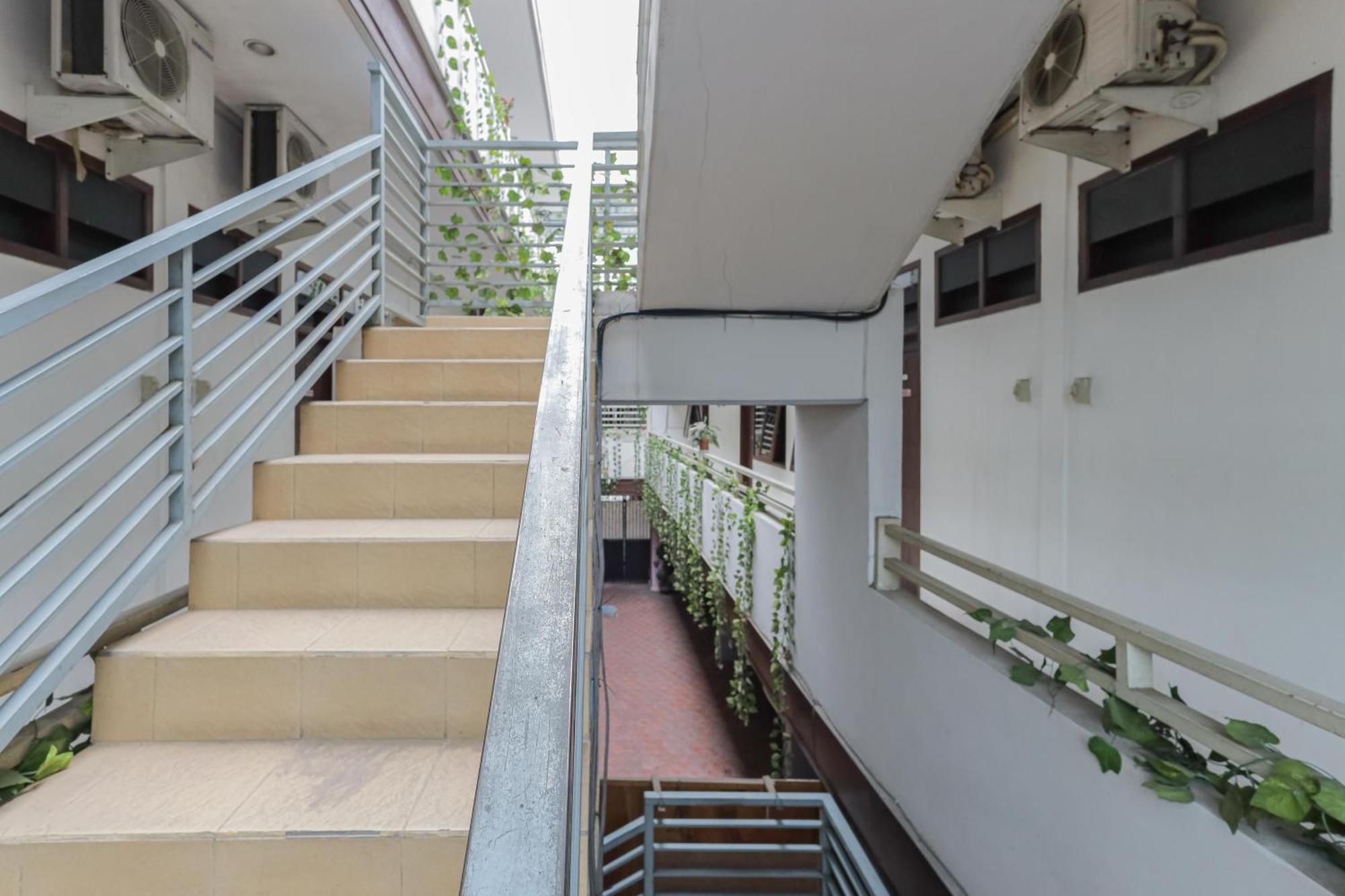 Reddoorz At Pondok Candra 泗水 外观 照片