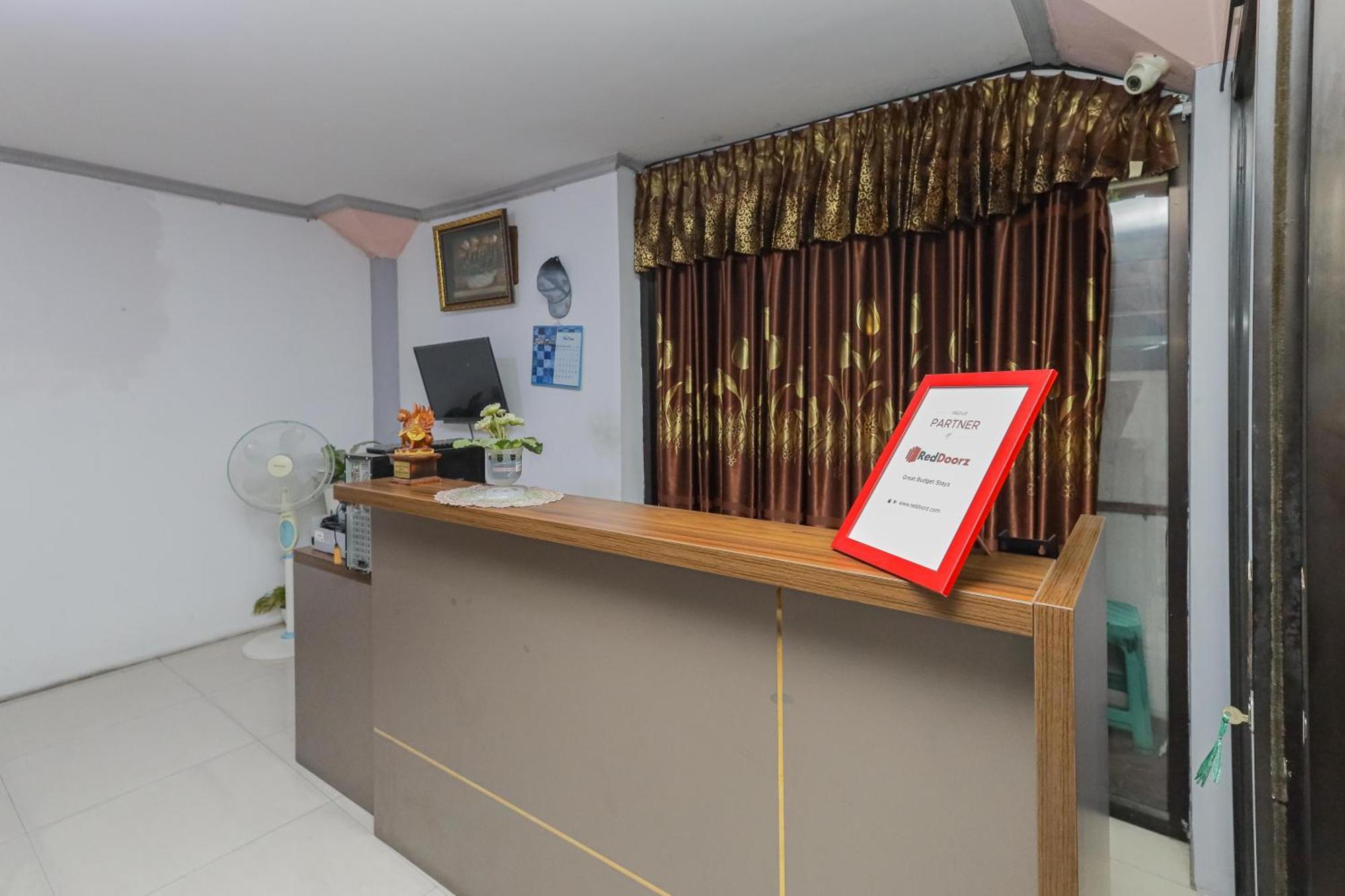 Reddoorz At Pondok Candra 泗水 外观 照片